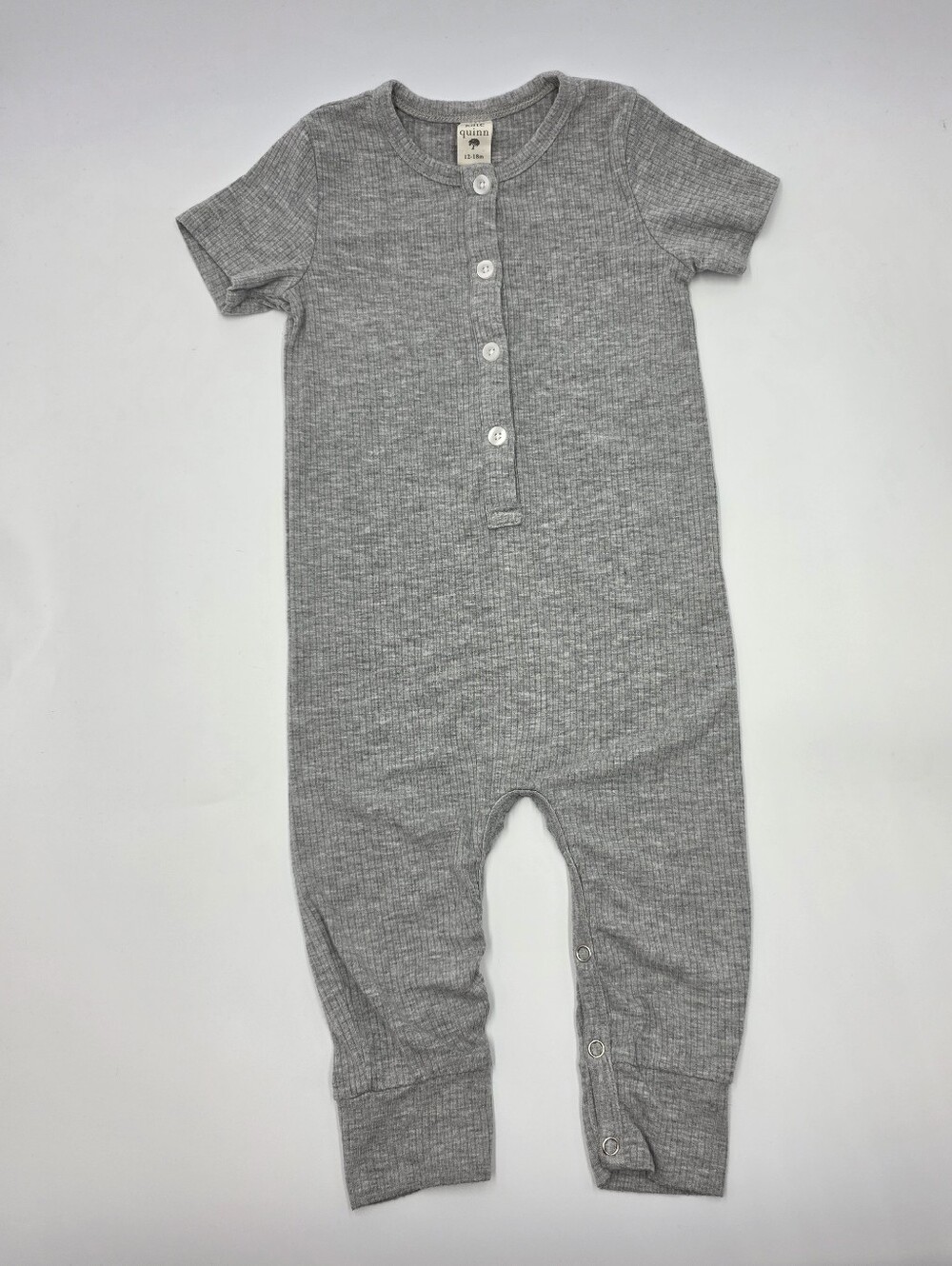 kate quinn gray ribbed romper size 12-18 months